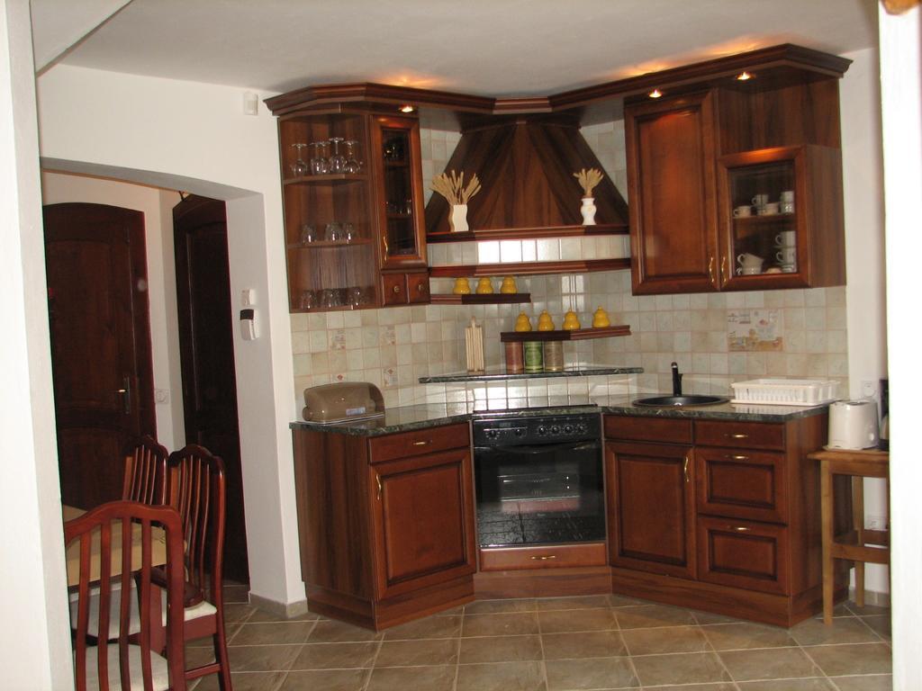 Hajdu Apartman 1. Hajdúszoboszló Rom bilde